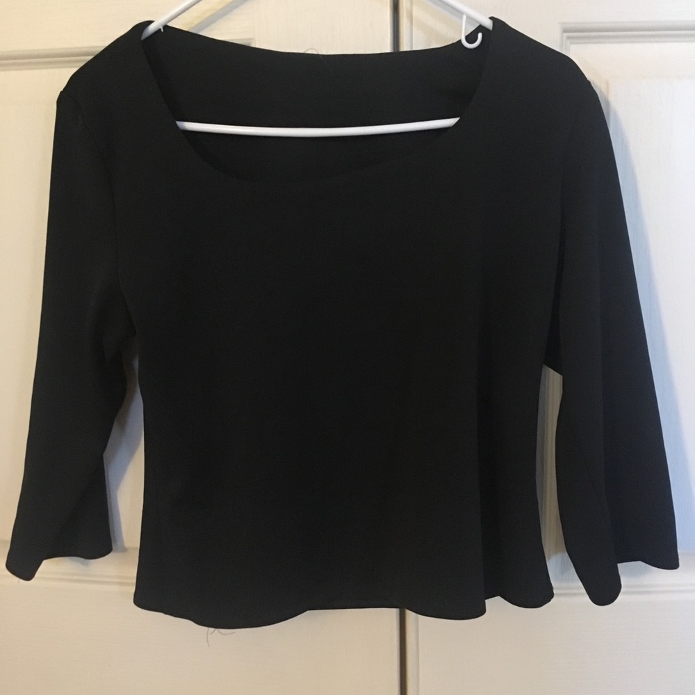 Cute black crop top